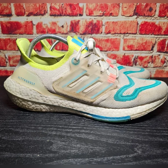 Adidas Ultraboost Multicolor Sneakers - Picture 3 of 10